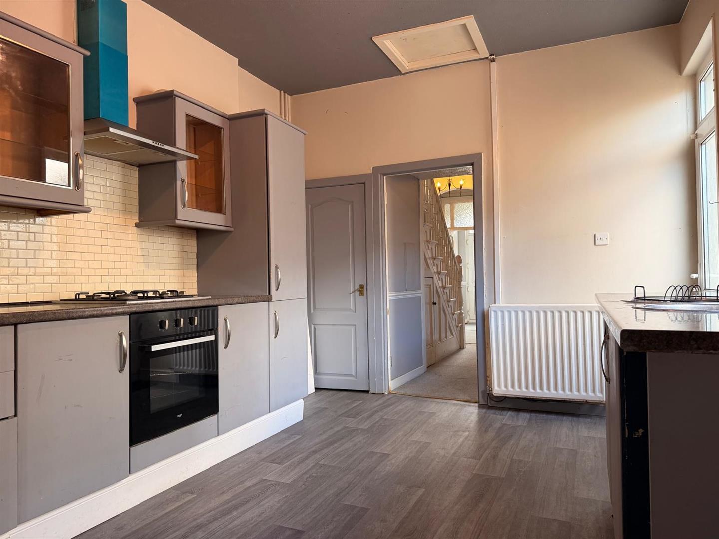 Maes Road, Llangennech, Llanelli, photo 8