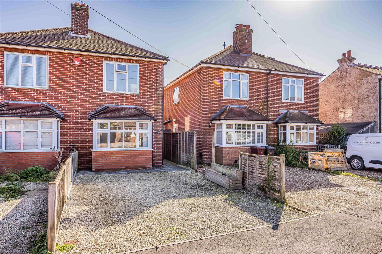 House - Semi-Detached For Rent Penny Lane