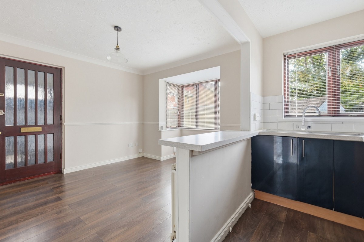 Sunbury Court, Southend-on-sea, SS3 8, photo 4