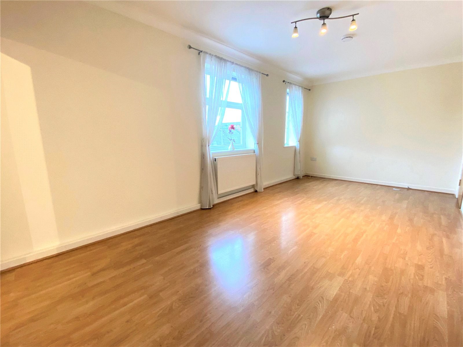 Holbrook Way, Swindon, Wiltshire, SN1, photo 5
