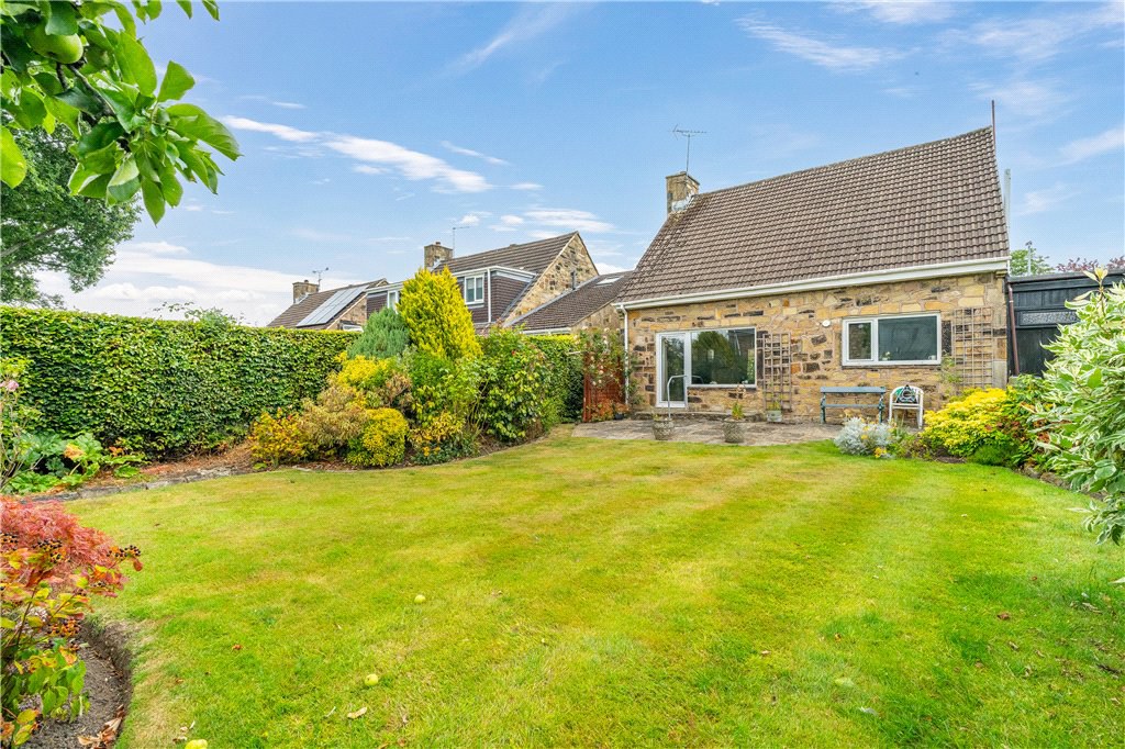 Ash Hill Gardens, Leeds, West Yorkshire, LS17, photo 17
