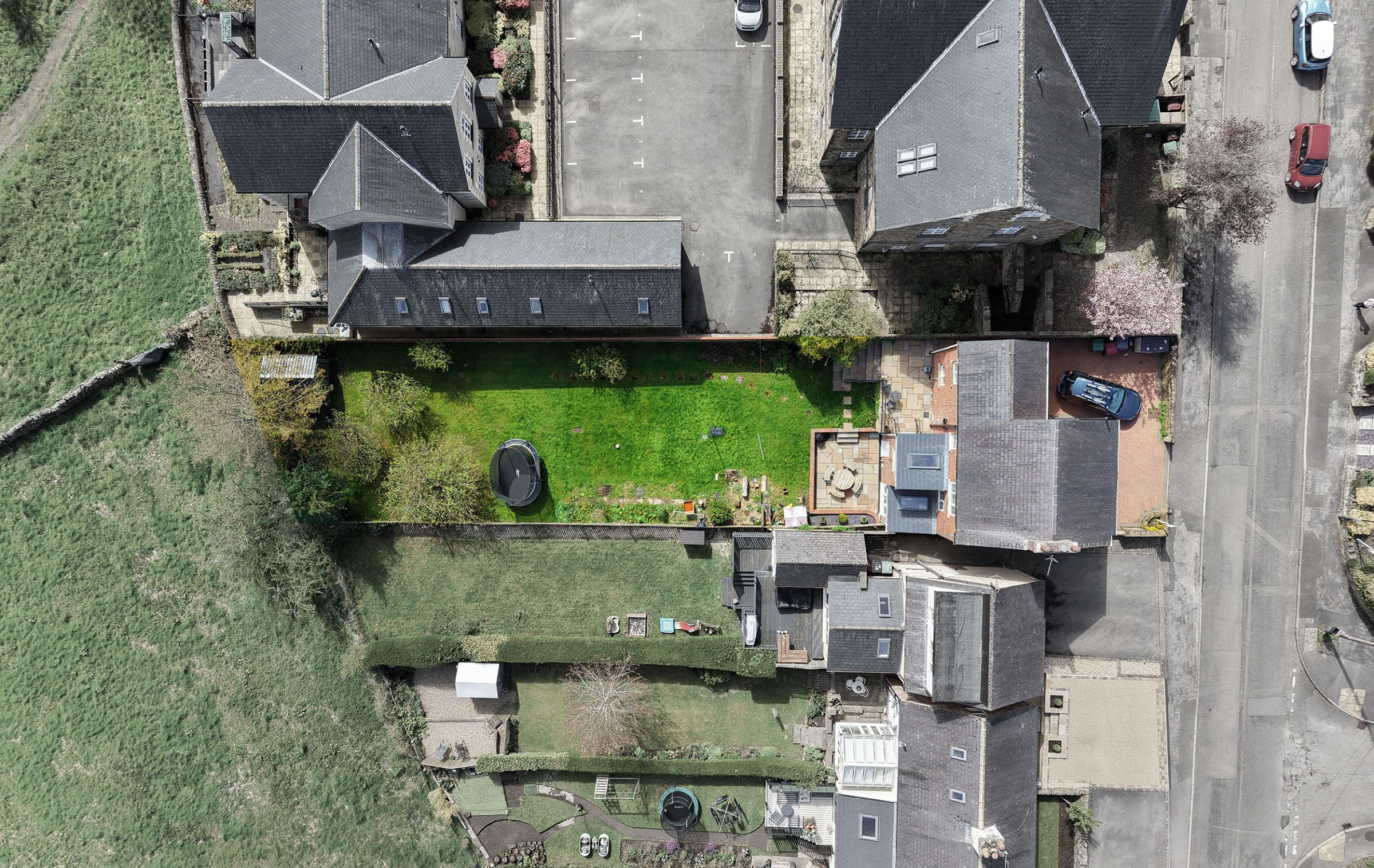 New Road, Holymoorside, S42, photo 2