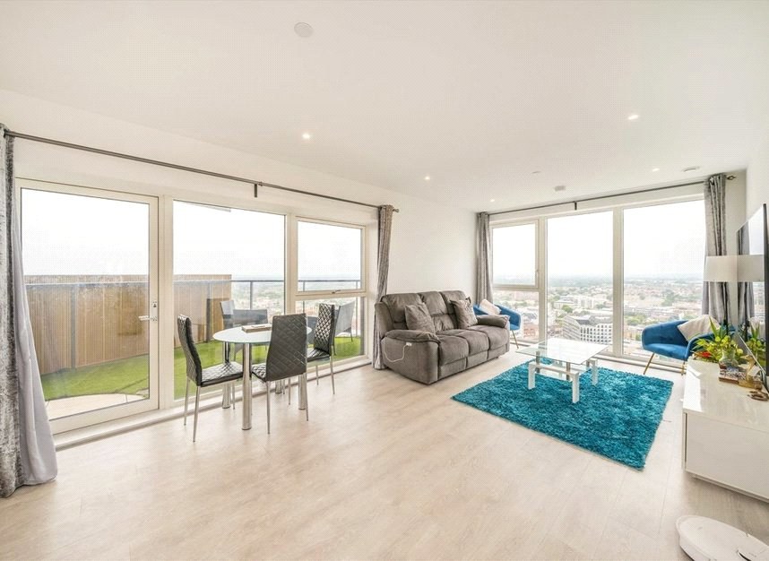 Prince Regents Road, Hounslow, Greater London, TW3, photo 2