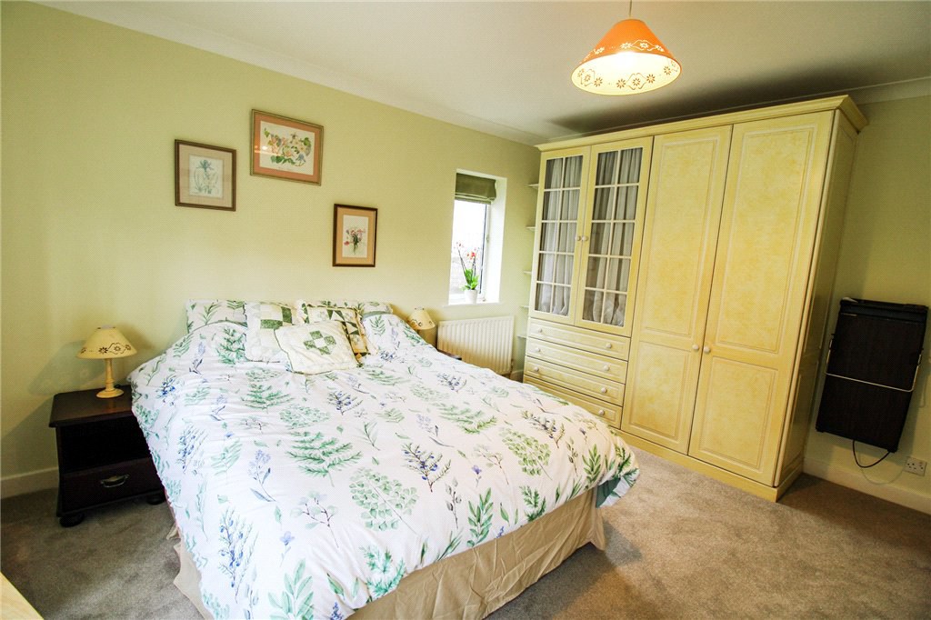 Moor Close, Killinghall, Harrogate, North Yorkshire, HG3, photo 14