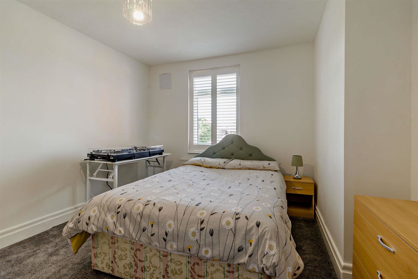 Harrowden Road, Wheatley, Doncaster, photo 10