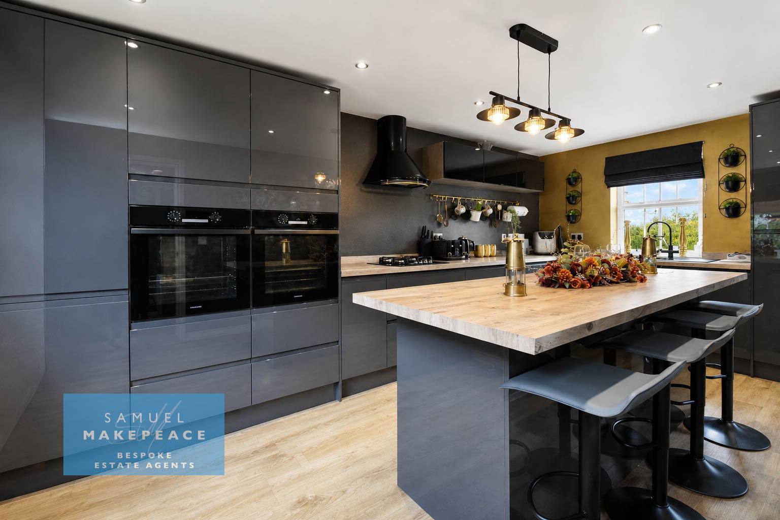Snowgoose Way, Newcastle, Newcastle-under-Lyme, photo 2