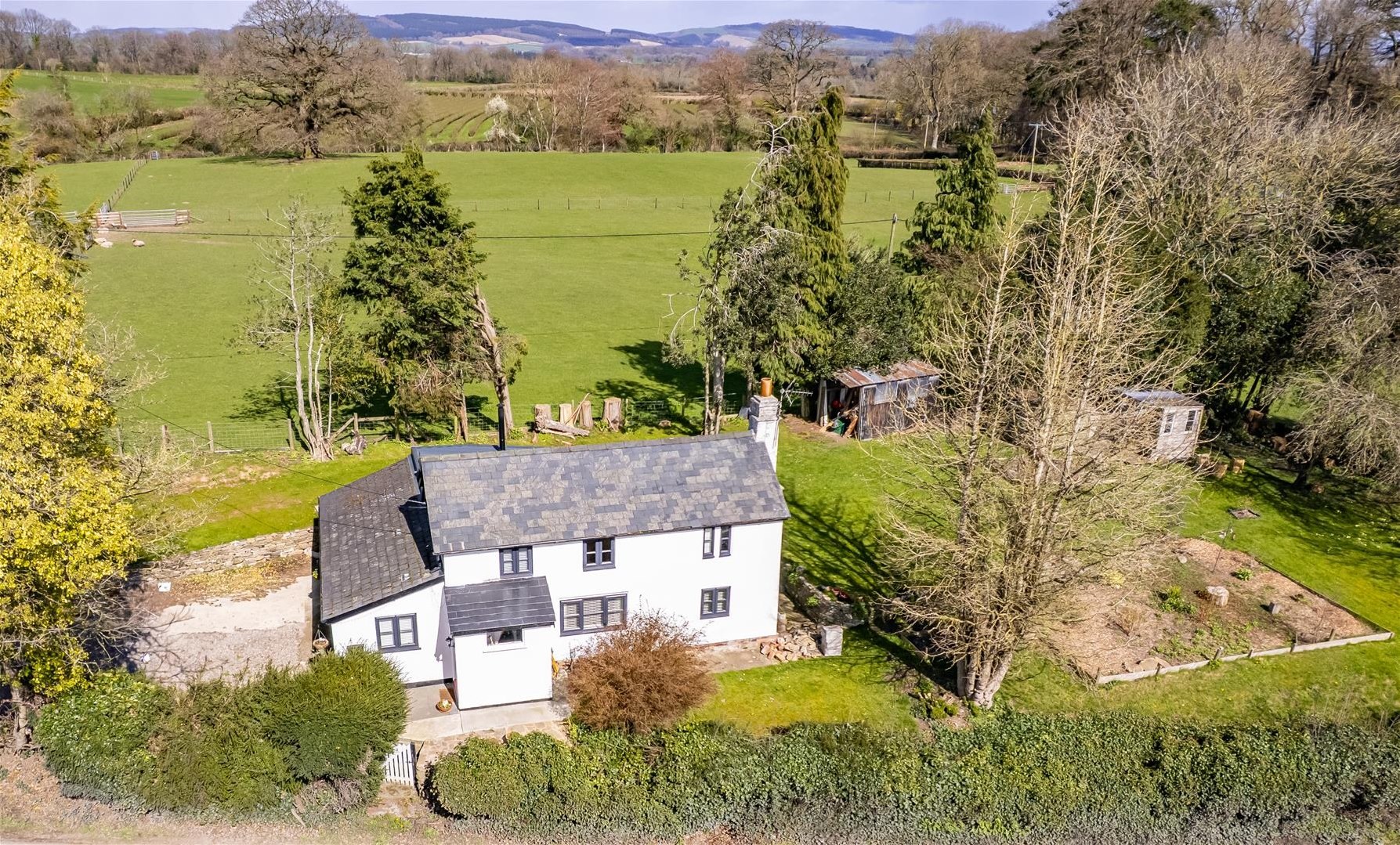 Lyonshall