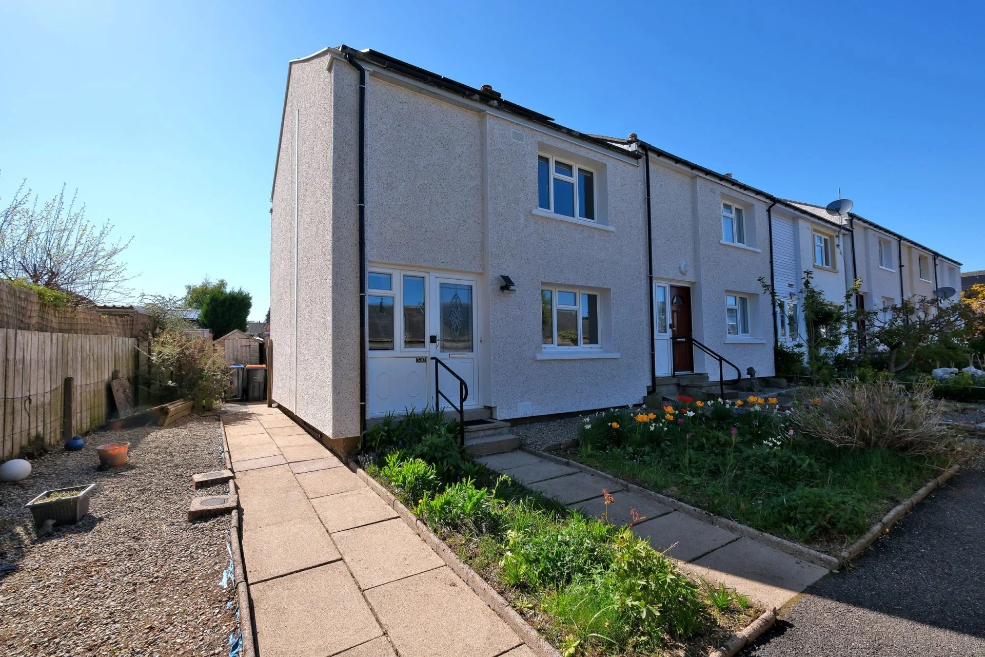 Raemoir Avenue