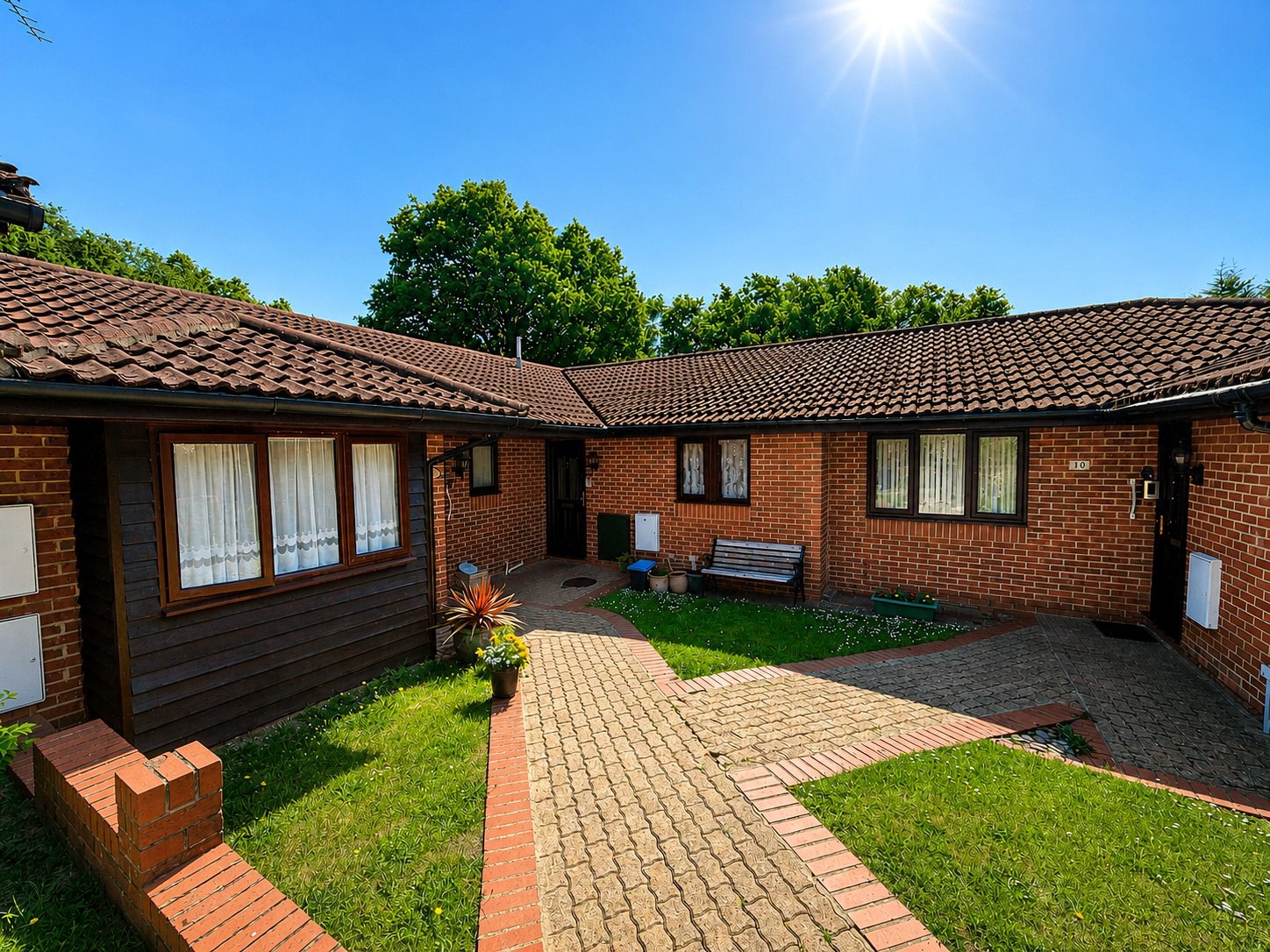 The Ferns, Bricksbury Hill, Farnham, Surrey, GU9