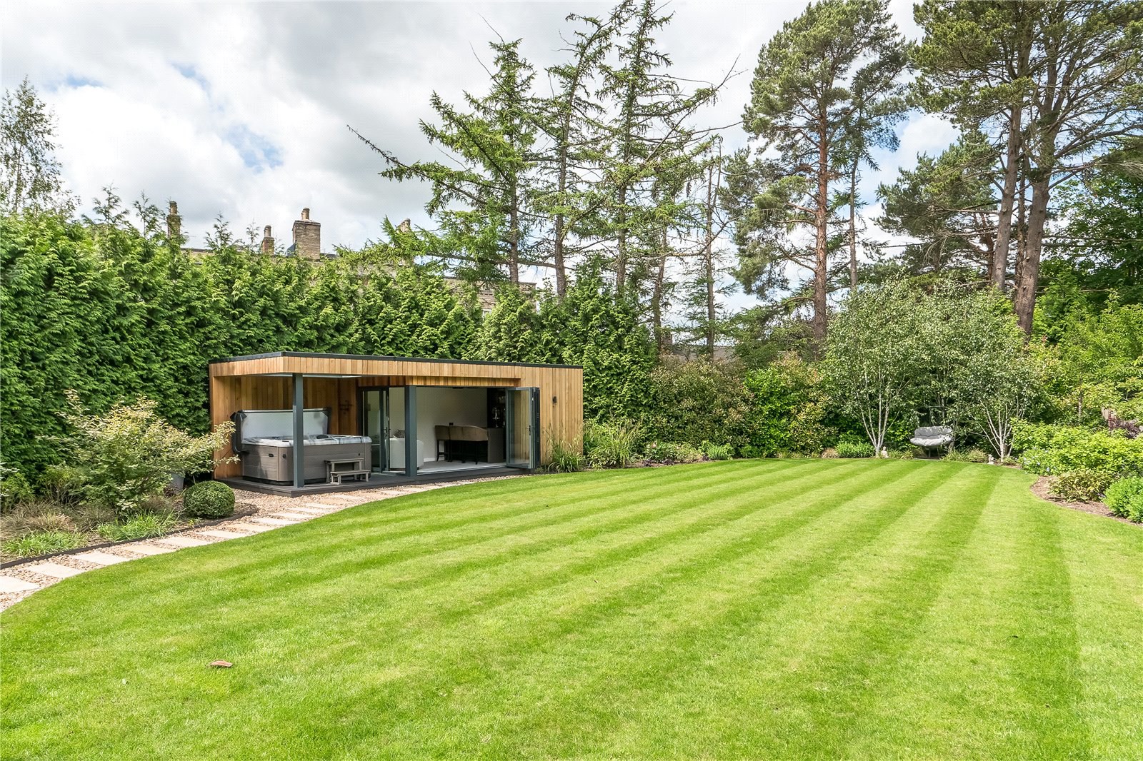 Scott Road, Prestbury, Macclesfield, Cheshire, SK10, photo 32