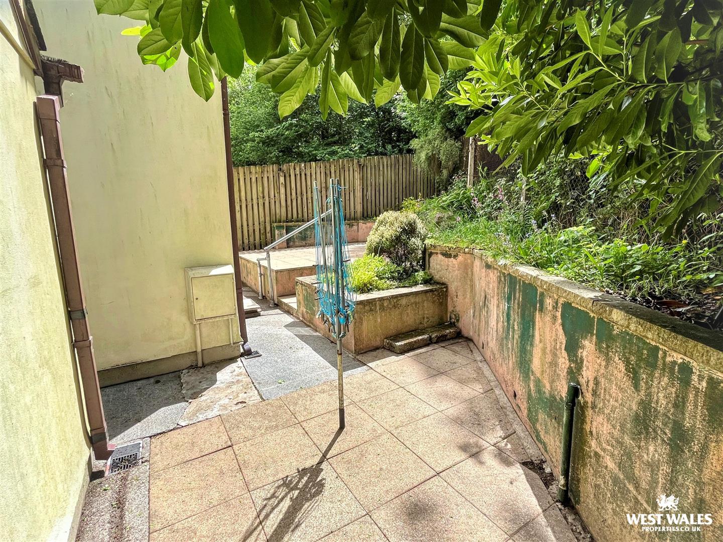 Llansteffan Road, Johnstown, Carmarthen, photo 18