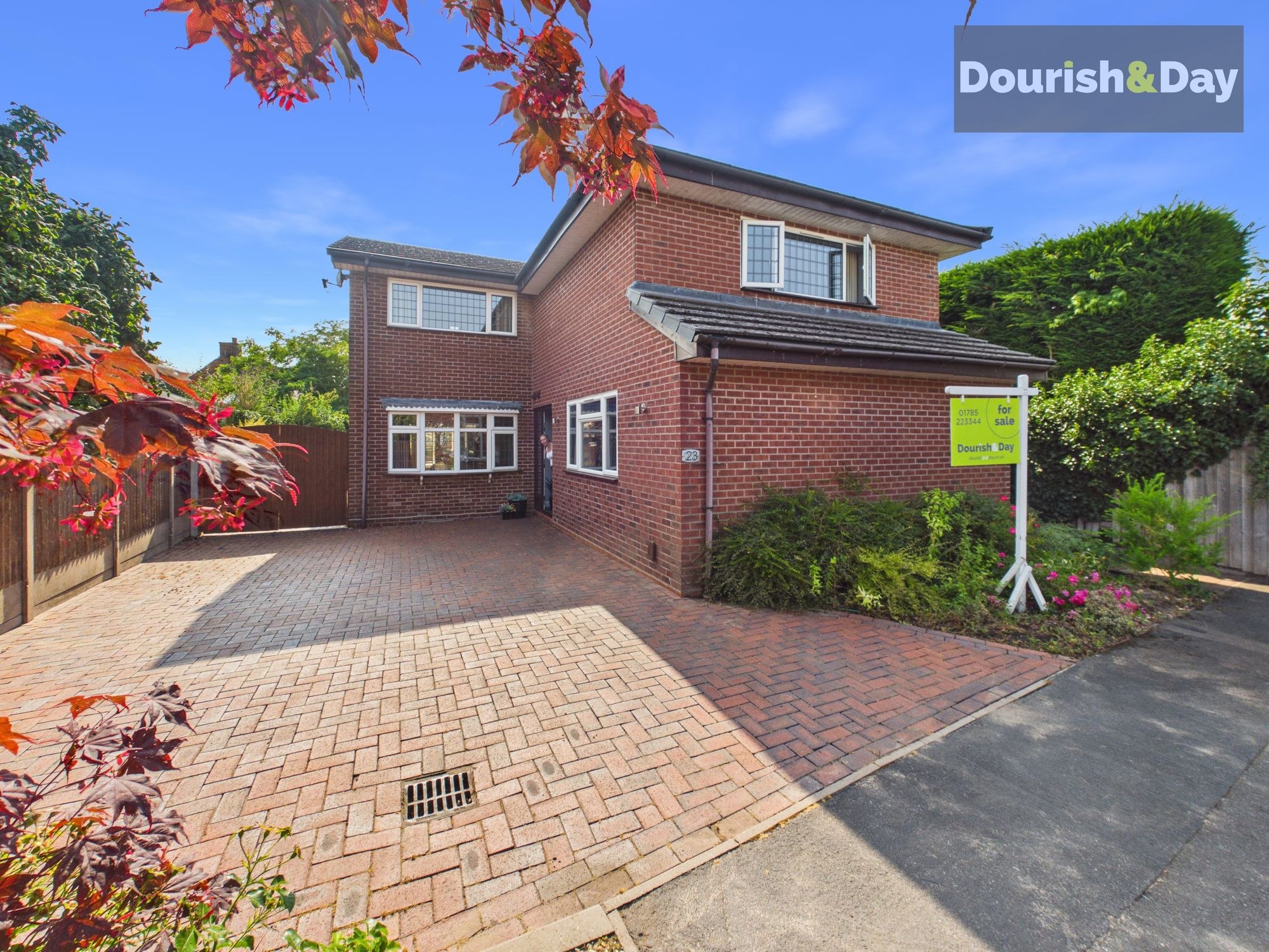 detached house for sale in Chestnut Close
