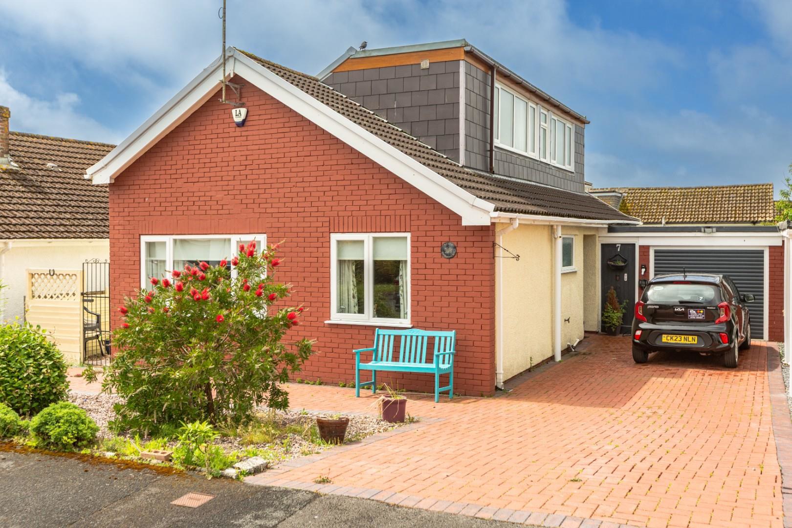 Whitestone Avenue, Bishopston, Murton, Swansea