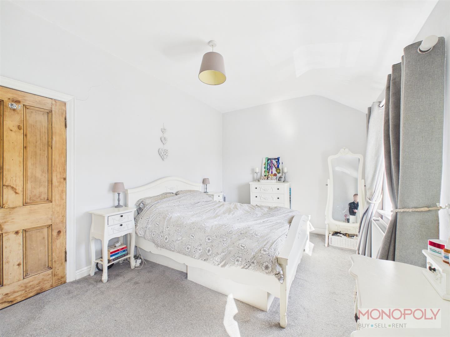Old Wrexham Road, Gresford, LL12, photo 10
