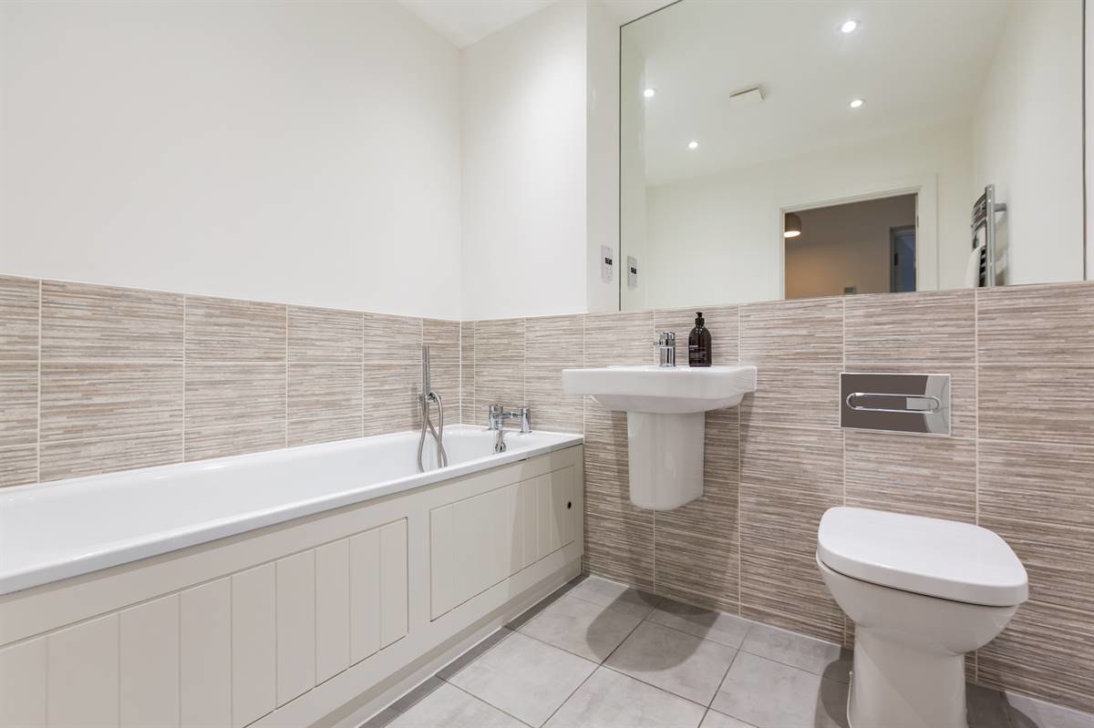 Nova Avenue, Faversham, photo 13