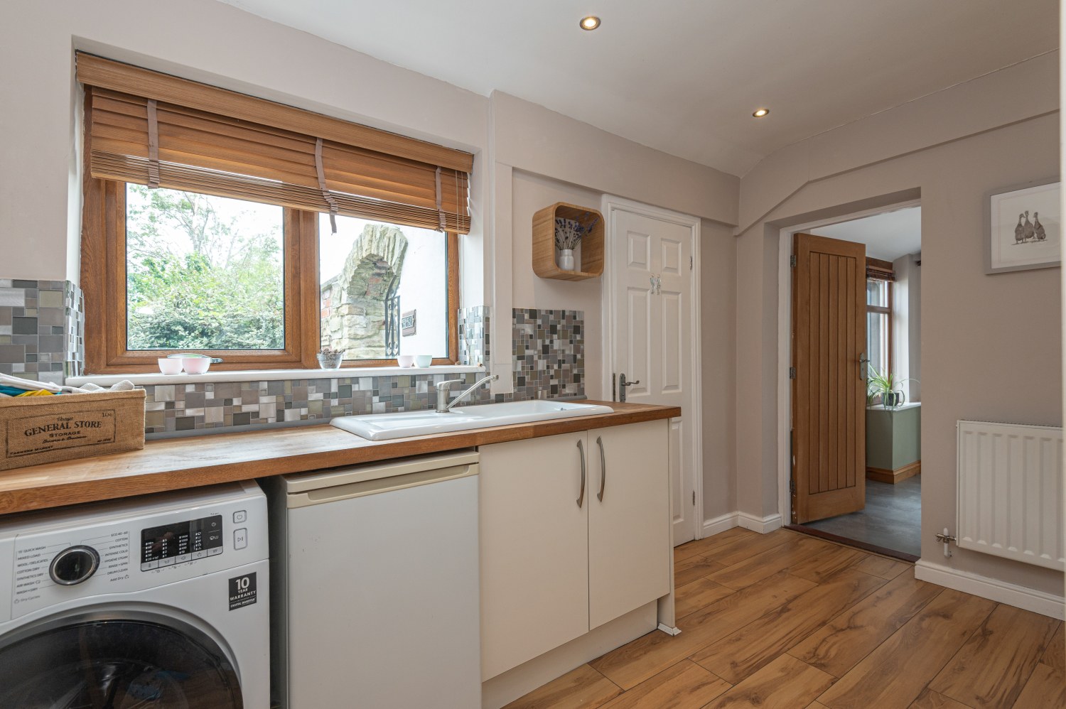 Appleyard House, Lower Mickletown, Methley, Leeds, West Yorkshire, LS26, photo 39