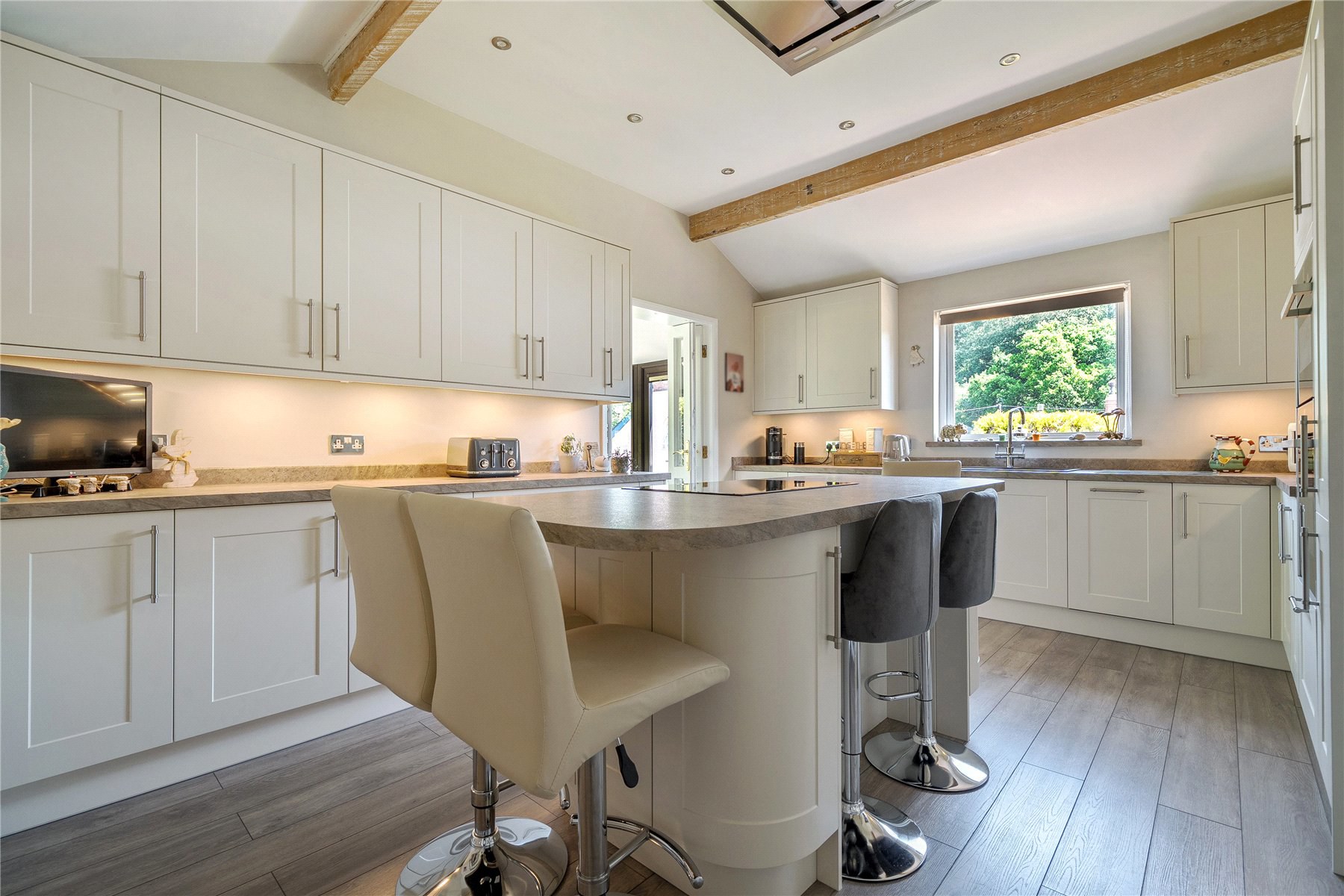 Coombe Lodge, Combeinteignhead, Devon, TQ12, photo 6