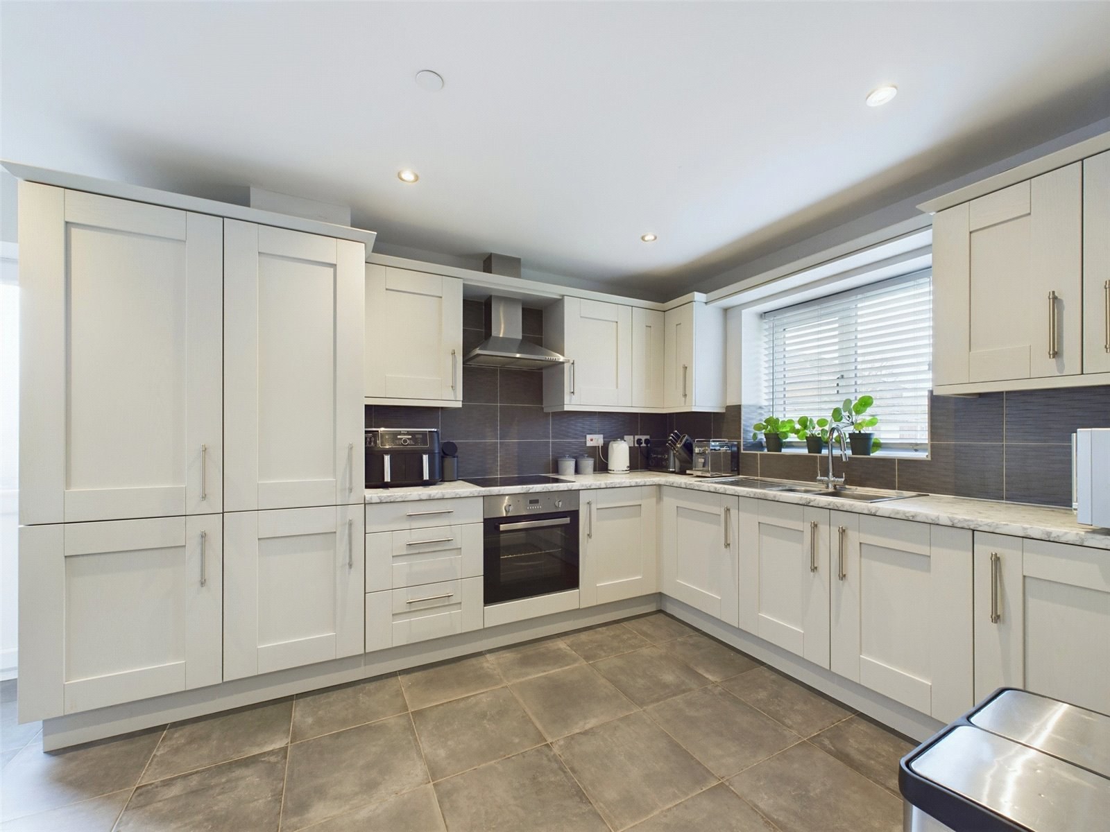 The Yews, Saltney Ferry, Chester, Flintshire, CH4, photo 4