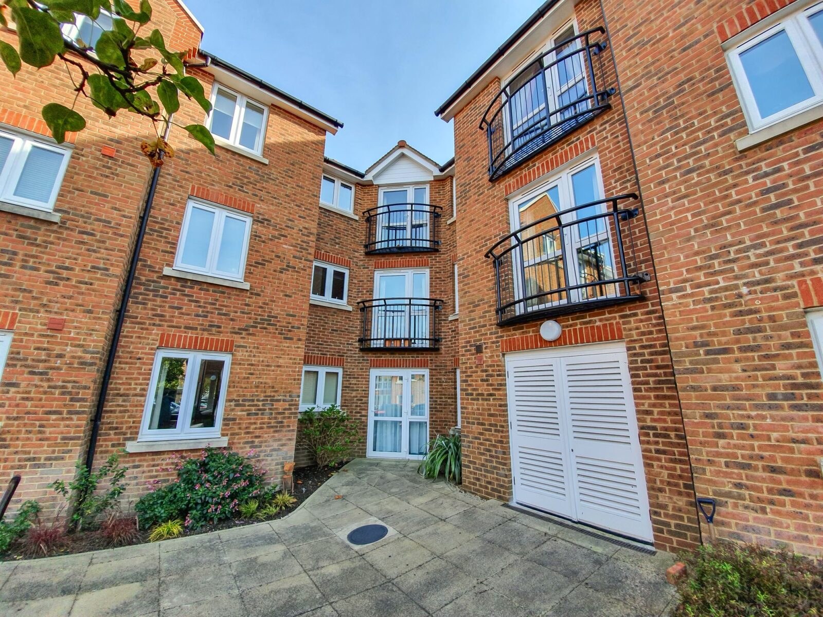 Meadow Court St. Agnes Road