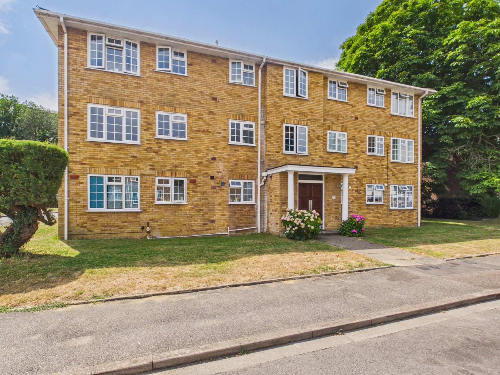 Waters Drive, Staines-Upon-Thames, Middlesex, TW18