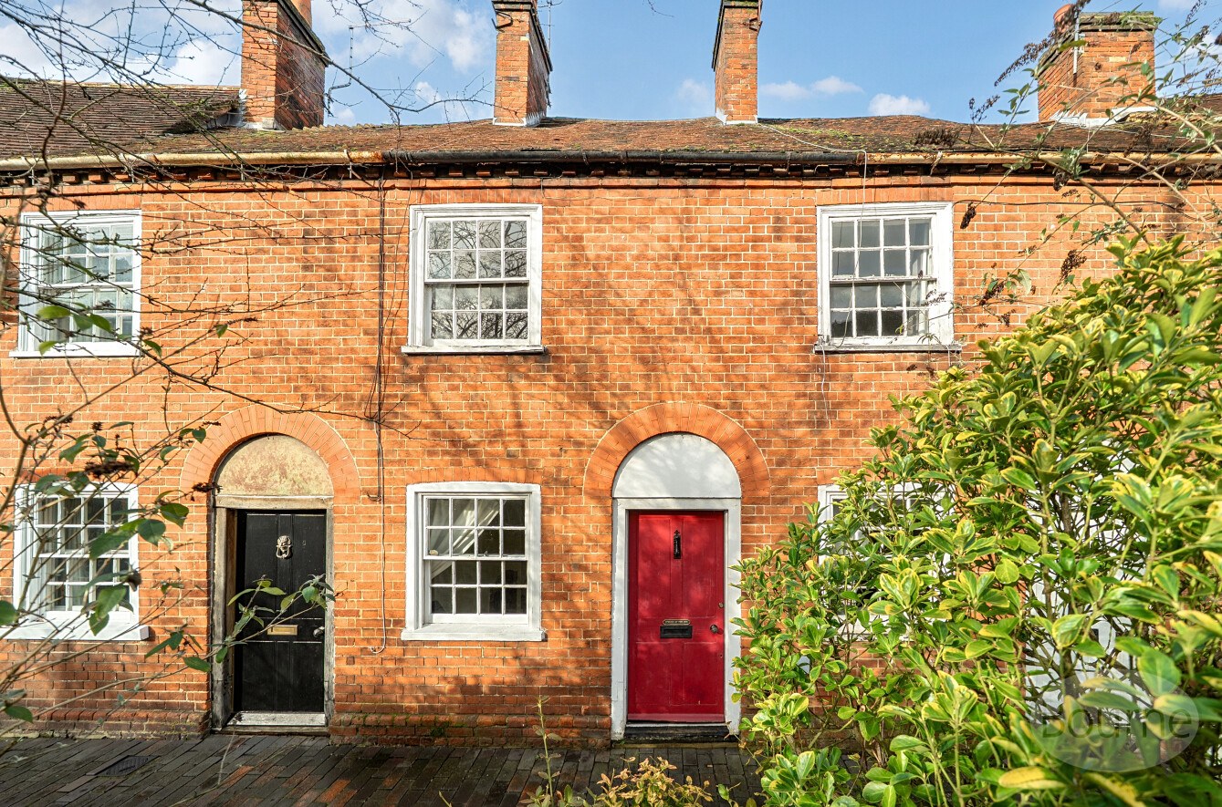 Bridge Square, Farnham, Surrey, GU9