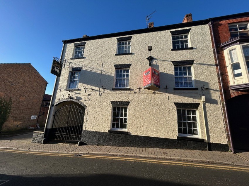 Home to rent in High Skellgate, Ripon