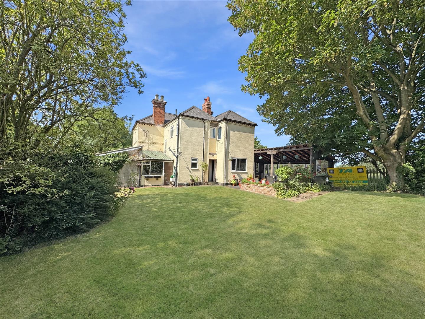 Normanton Cottage, Normanton Park Farm, Thurlaston., photo 24