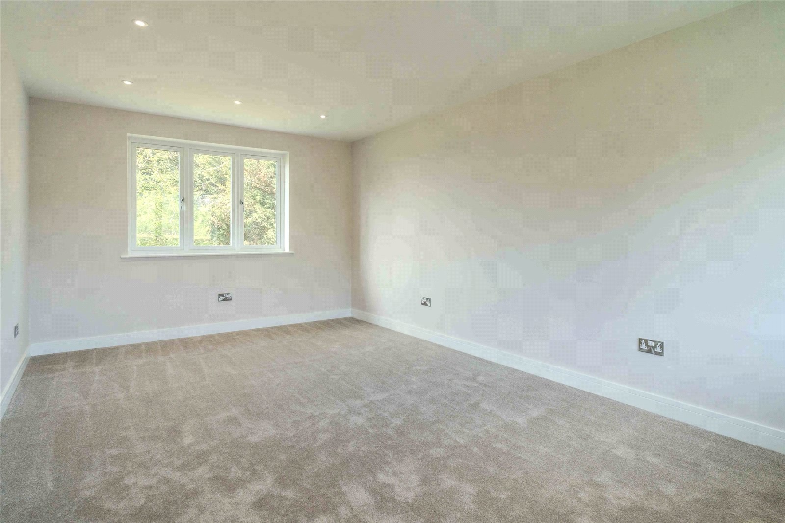 Hill Furze, Pershore, Worcestershire, WR10, photo 6