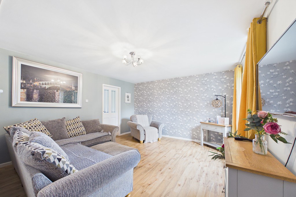 37 Camborne Avenue, Carnforth, LA5 9TS, photo 3