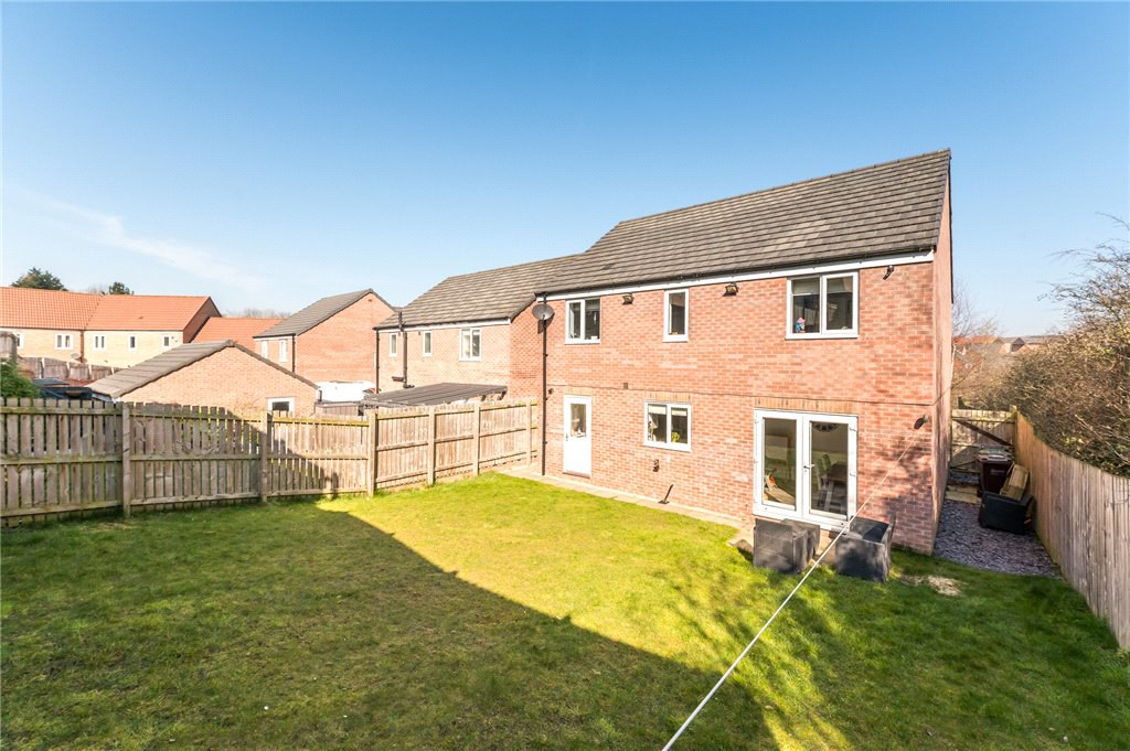 New Village Walk, Churwell, Morley, Leeds, LS27, photo 26