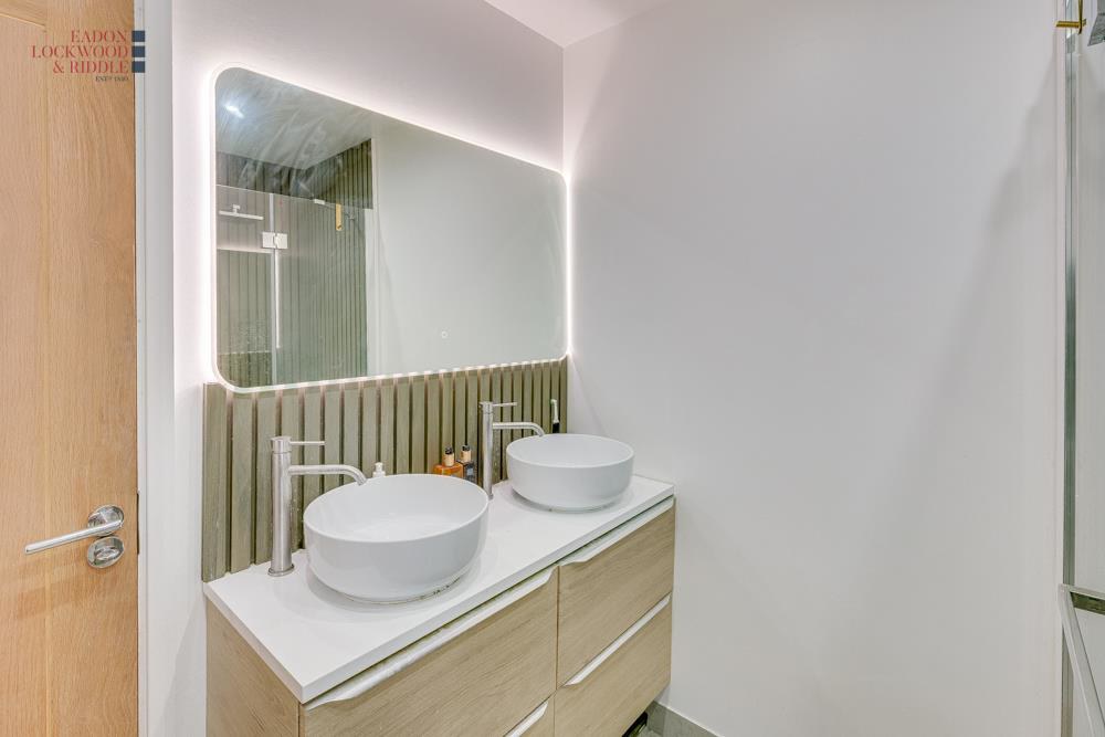 Flat Lane, Whiston, Rotherham, photo 15