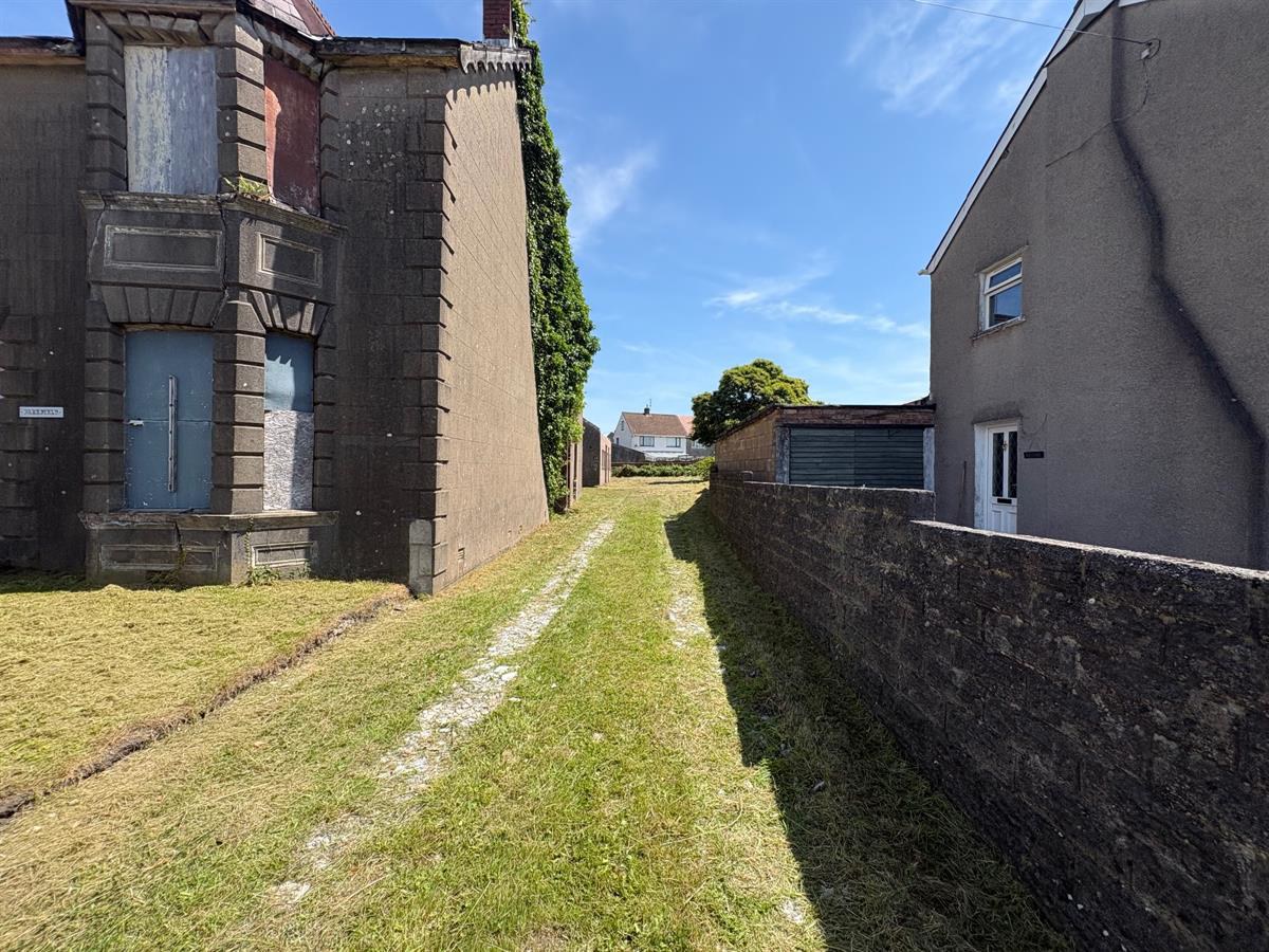 Parkfields, Sarn, Bridgend, photo 4