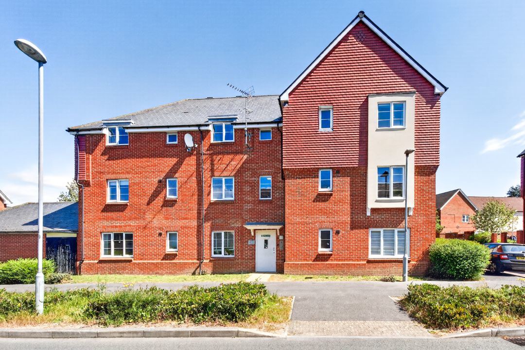 Merlin Way, Bracknell, RG12