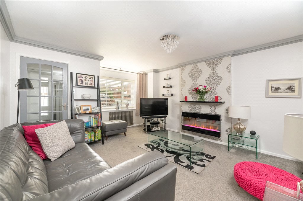 Buckthorne Drive, East Ardsley, Wakefield, West Yorkshire, WF3, photo 2