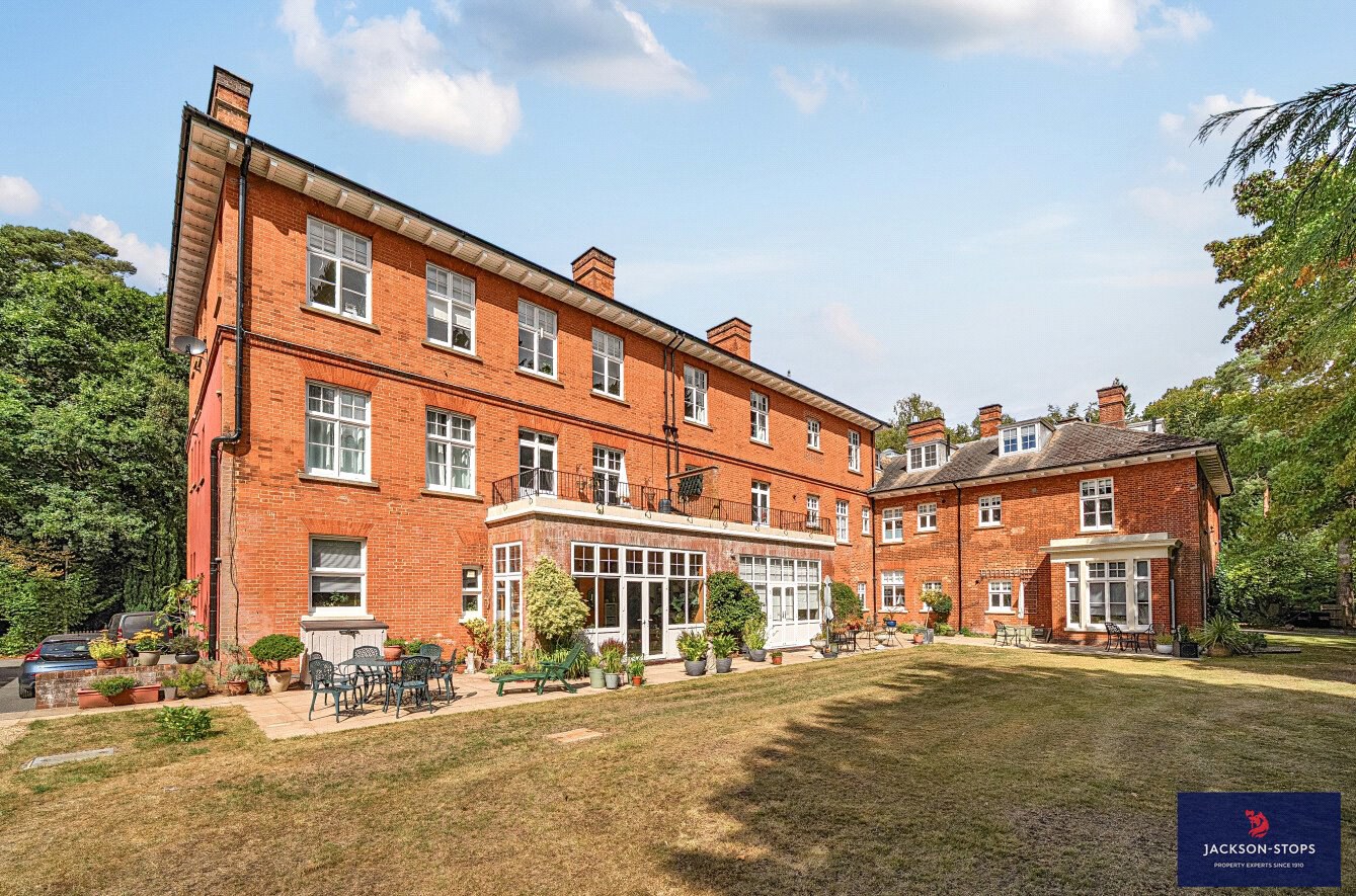 Daneswood, Heath Lane, Aspley Heath, Bedfordshire, MK17