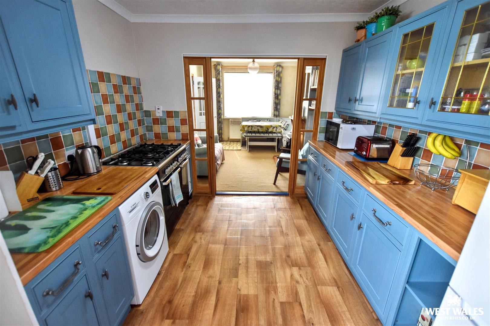 Woodfield Grove, Cosheston, Pembroke Dock, photo 10