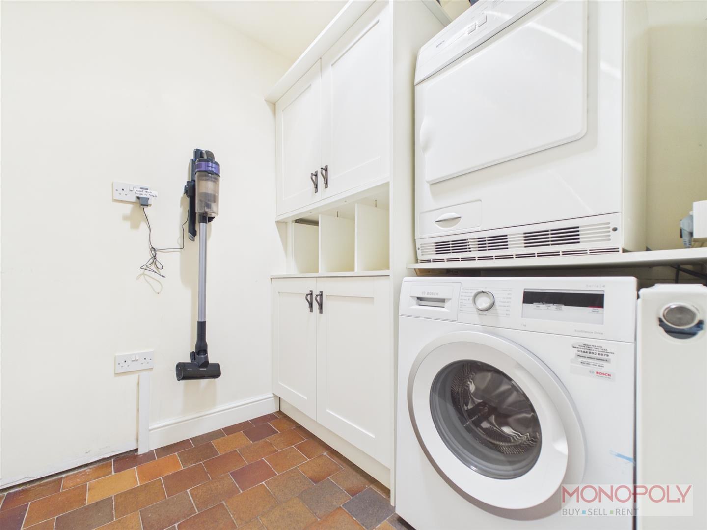 Bridge Street, Holt, LL13, photo 11