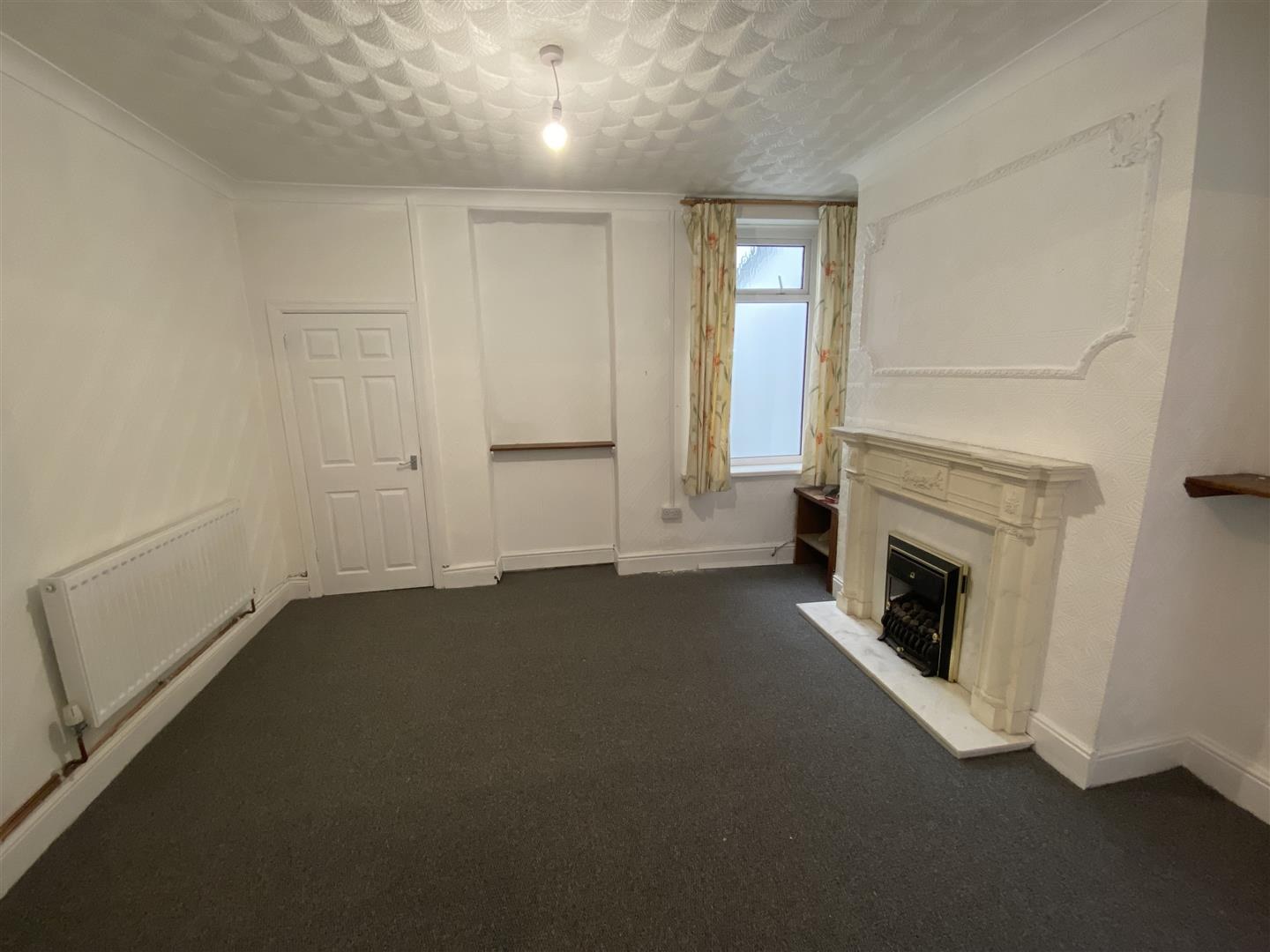 House - Terraced For Rent Neville Terrace