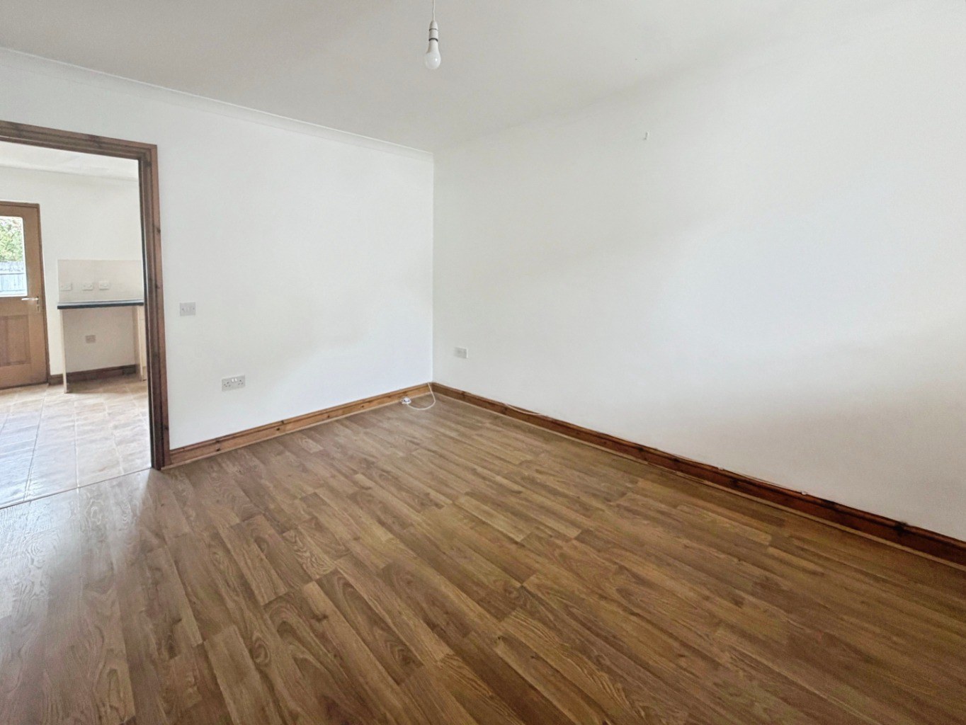 Hayle, Two bed home in popular town location, photo 4