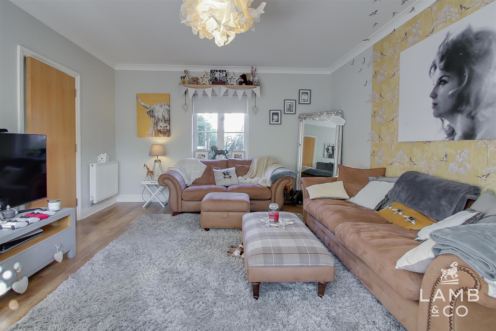 Cravenwood Close, Weeley Heath, photo 6