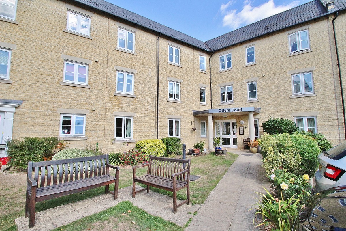 Otters Court