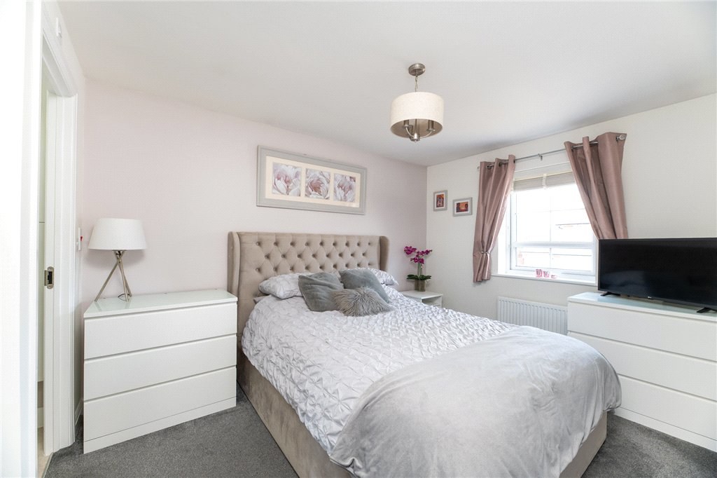 Bradfield Avenue, Morley, Leeds, West Yorkshire, LS27, photo 11