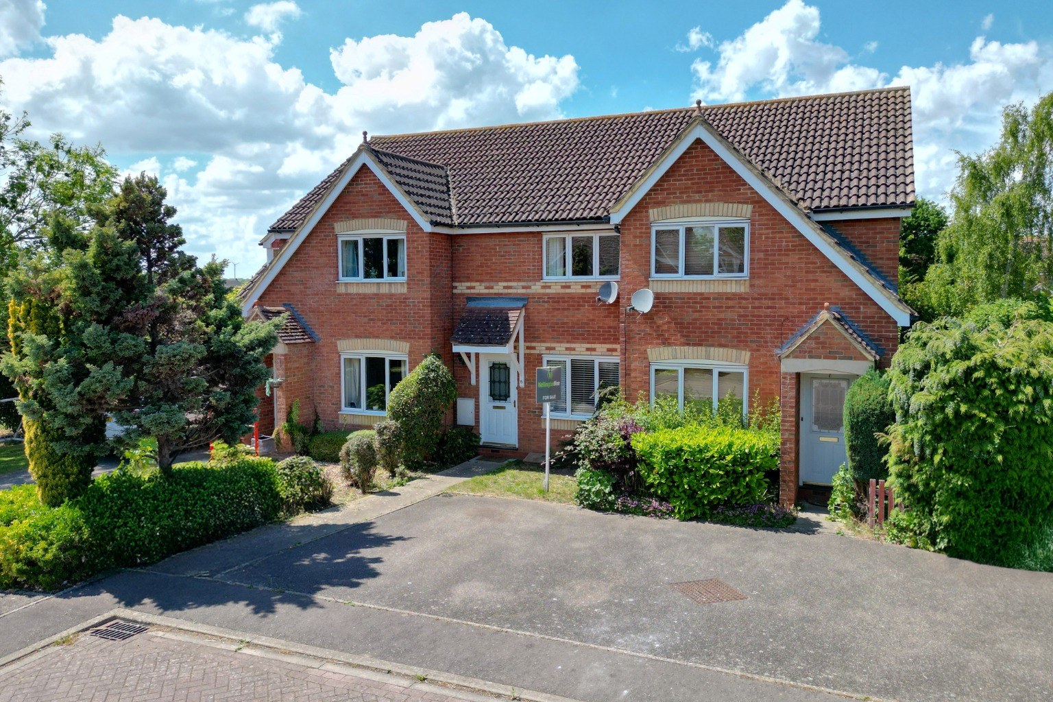 Mitchell Close