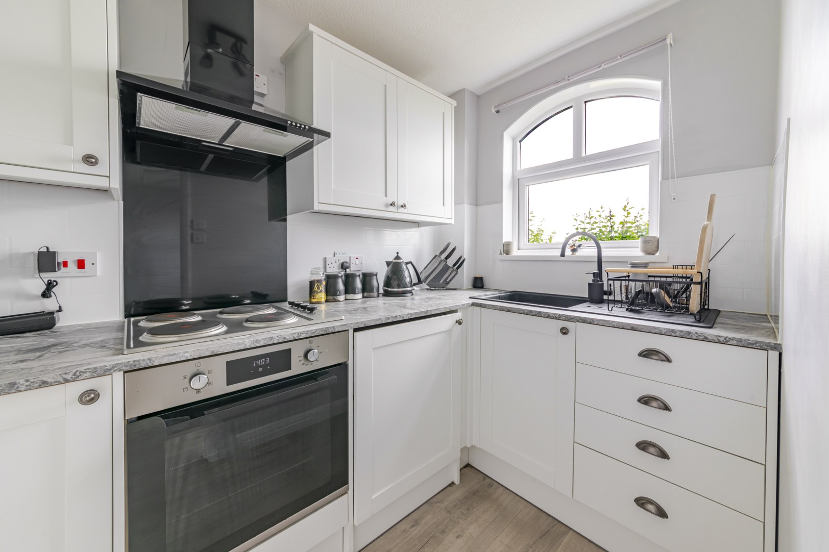 South Pier Road, Ellesmere Port, CH65, photo 3