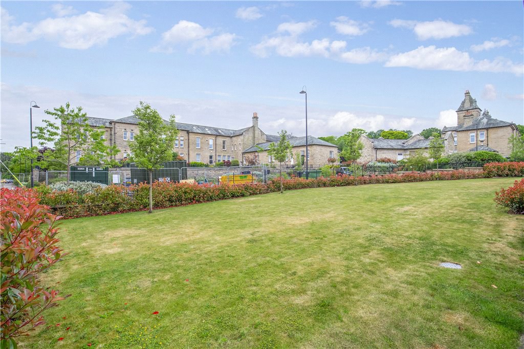 Norwood Drive, Menston, Ilkley, West Yorkshire, LS29, photo 21