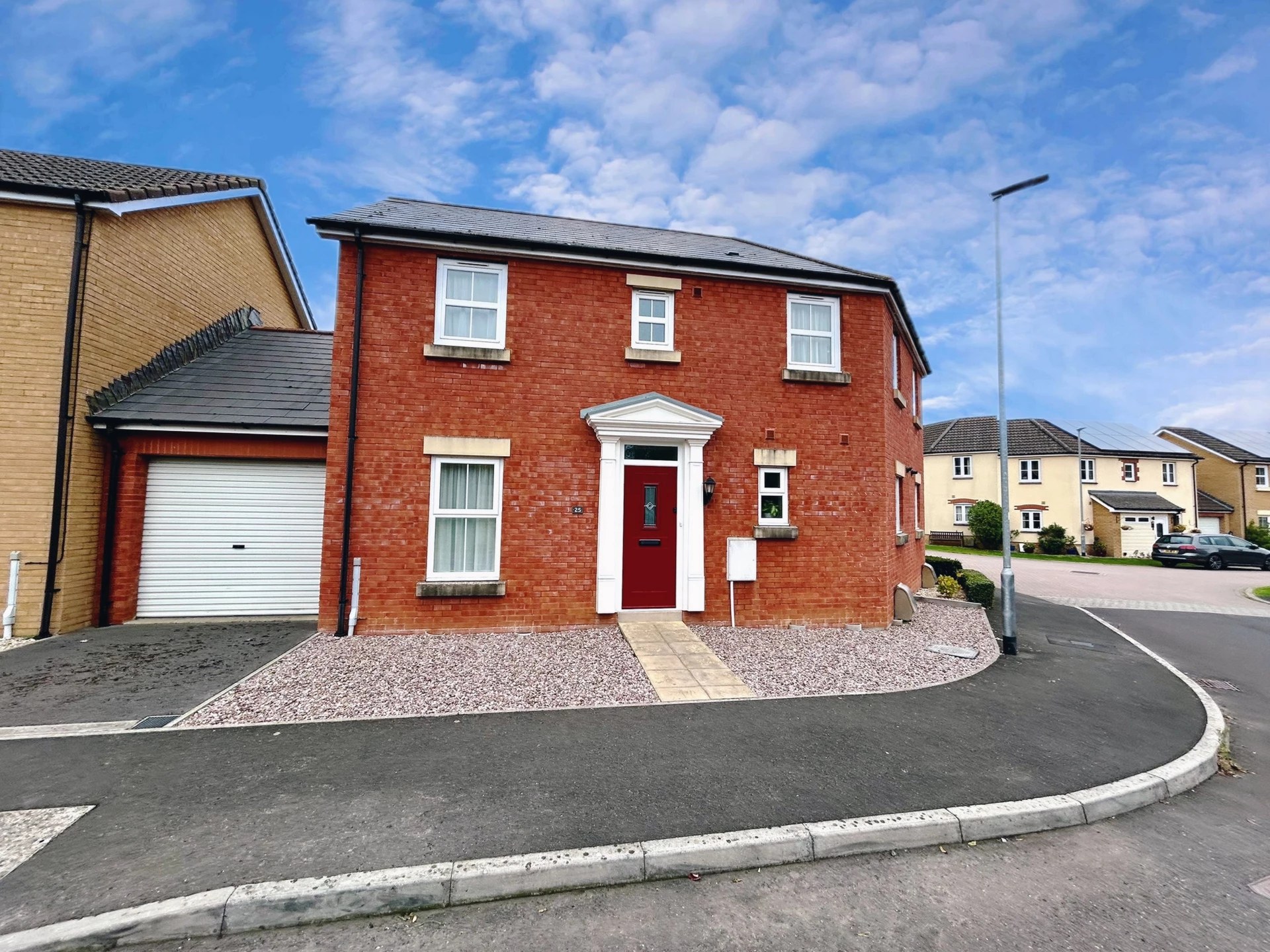 Sold STC Kingswood Road