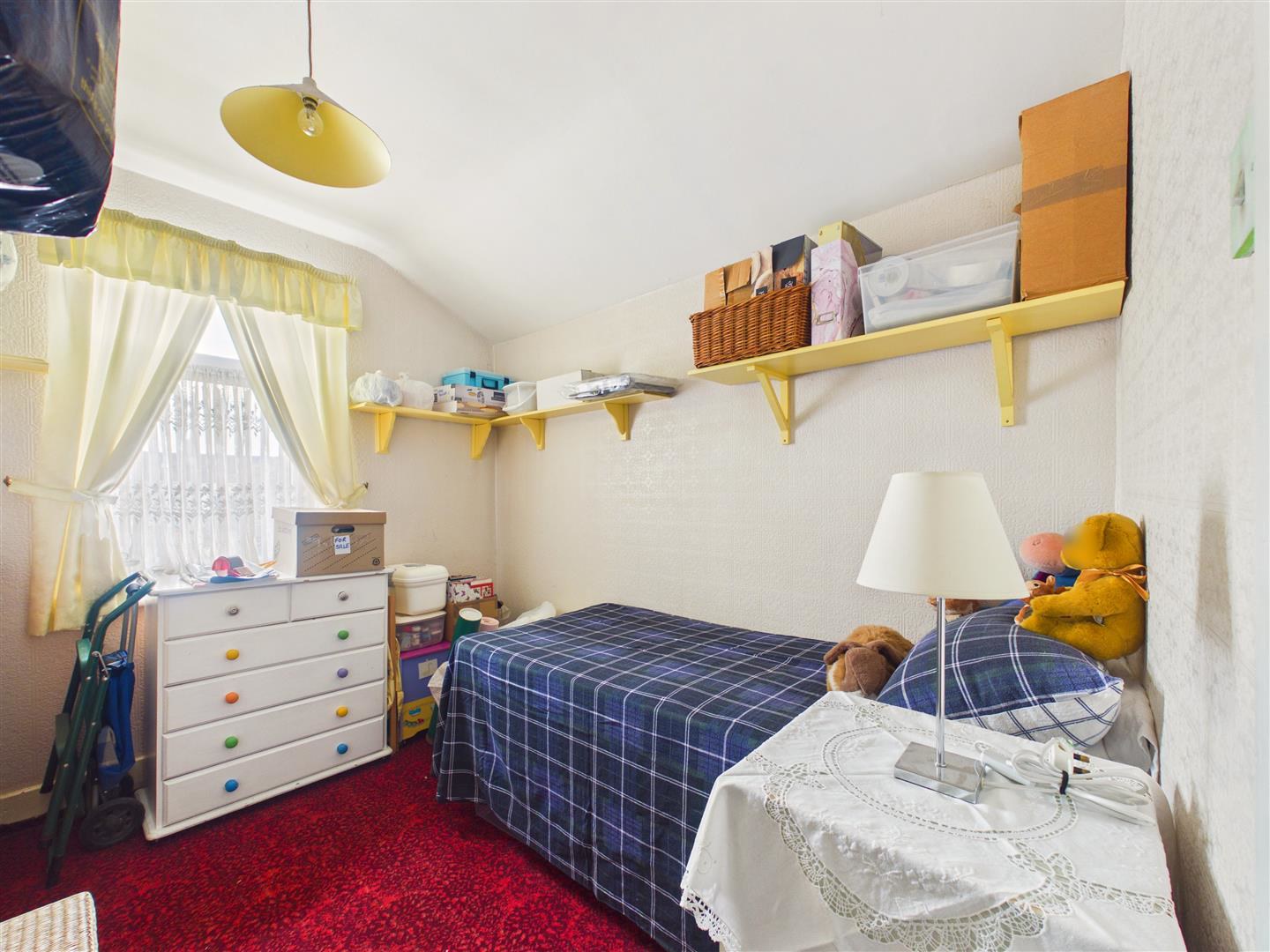 St. Georges Road, Hull, photo 8