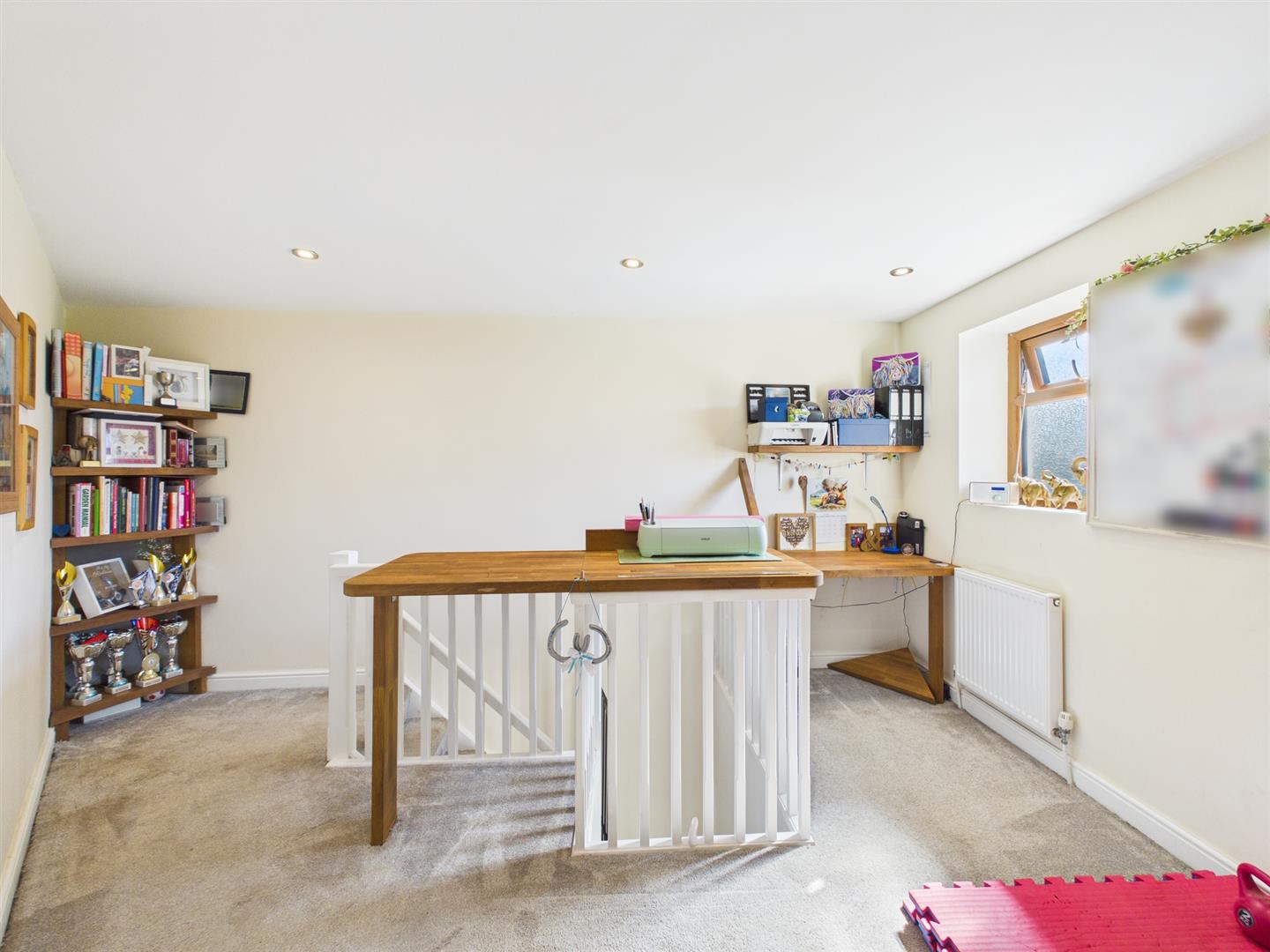 Gwenllian Court, Mynyddygarreg, Kidwelly, photo 14