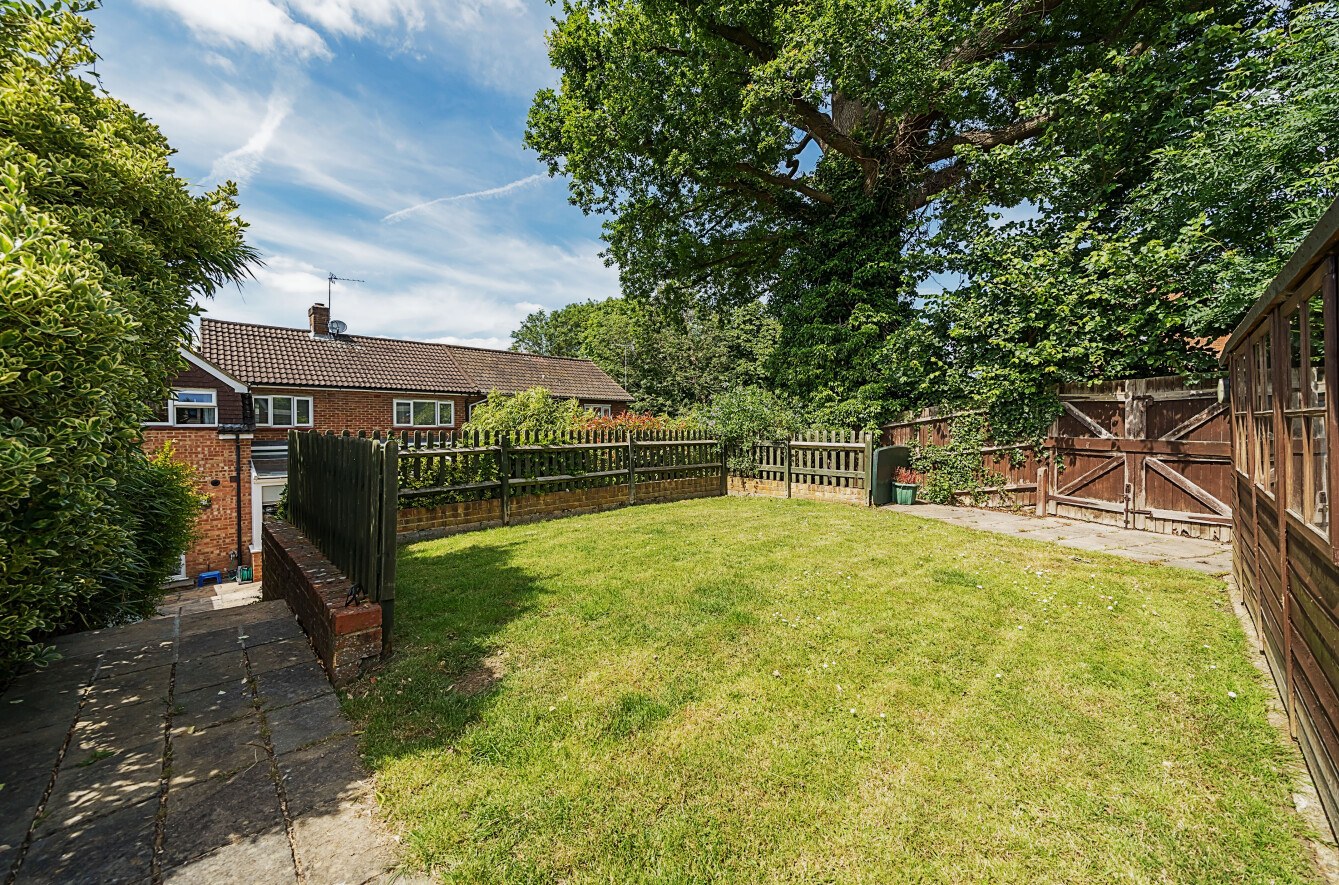 Great Goodwin Drive, Guildford, Surrey, GU1, photo 12