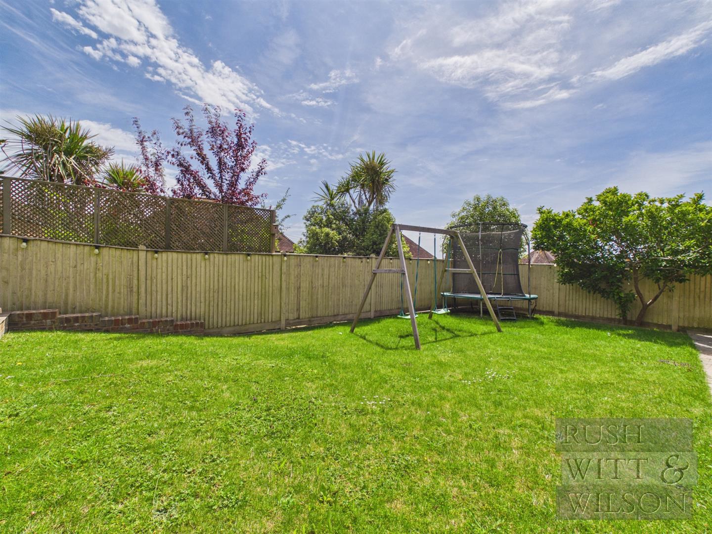 Stonebeach Rise, St. Leonards-On-Sea, photo 29